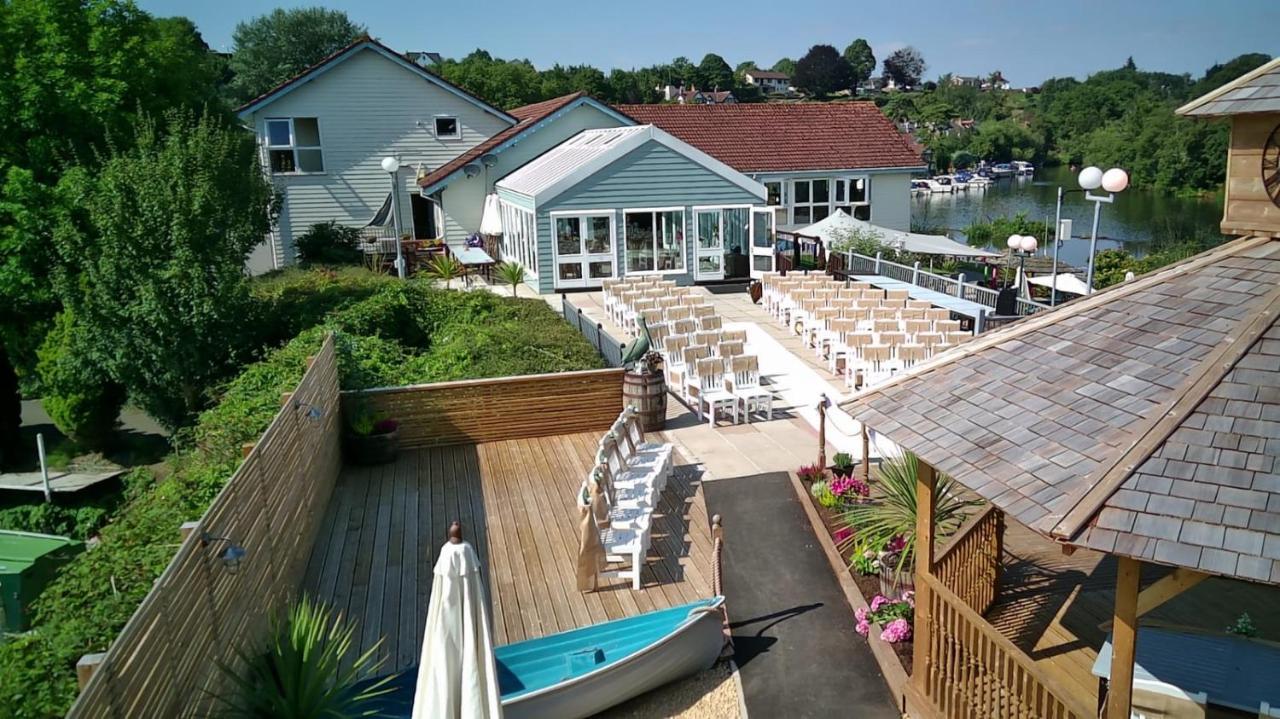 The Riverside Inn Saltford Exterior foto